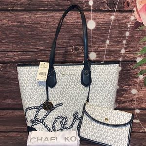 MICHAEL KORS EVA WHITE NAVY SIGNATURE TOTE
